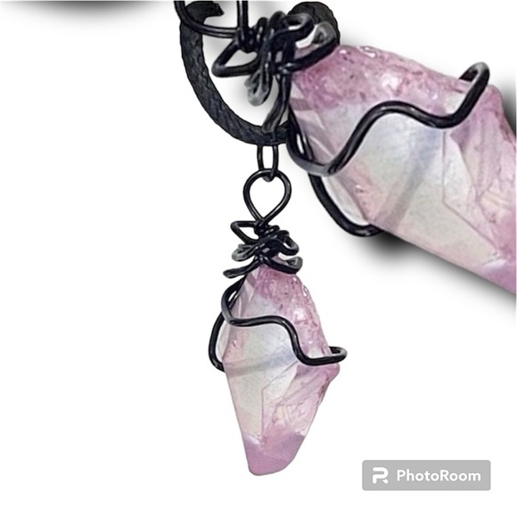 5 For $25💫Tranquility Light Purple Quartz Pendant Necklace - Picture 3 of 6